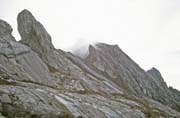 Cesta na Mt. Kinabalu. Malajsie.