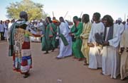 Tanc derviov pichzej. Jejich barva je zelen. Meita Hamed-an Nil, Chartm (Omdurman). Sdn.