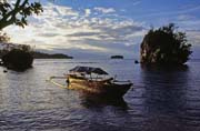 Pulau Kadidiri, jeden z mnoha Togean ostrov. Sulawesi, Indonsie.