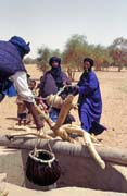 Studna na okraji ozy. Pou Sahara. Mali.