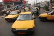 Douala, nejvt mesto Kamerunu je ekonomickm centrem v oblasti. Kamerun.