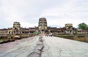 Hlavn vstup do chrmu Angkor Wat. Oblast chrm Angkor Wat. Kamboda.