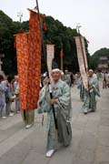 Tsurugaoka Hachiman-gu Shrine Reitaisai (Kadoron Festival) svatyn Tsurugaoka Hachiman-gu. Msto Kamakura. Japonsko.