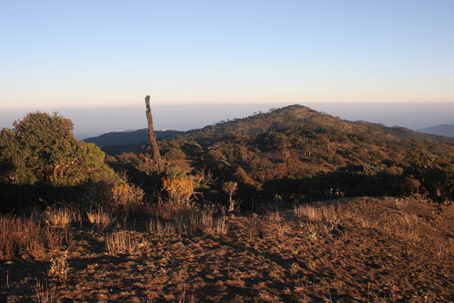 Pohled z vrcholu Mt. Victoria. Provincie Chin. Myanmar (Barma).